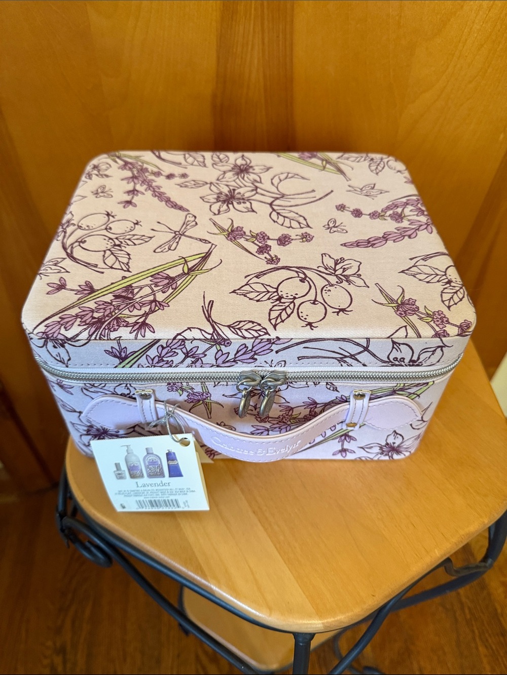 Crabtree & Evelyn Toiletry bag